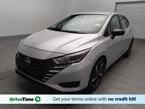 Used 2025 Nissan Versa SR w/ Trunk Package FWD image 1