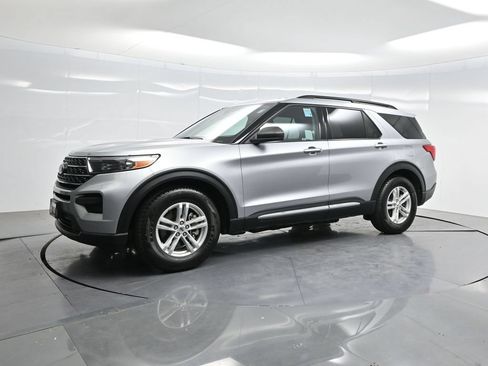 Used 2022 Ford Explorer XLT RWD image 39