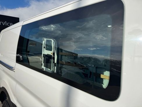 Used 2024 Ford Transit 250 Low Roof AWD w/ Exterior Upgrade Package image 29