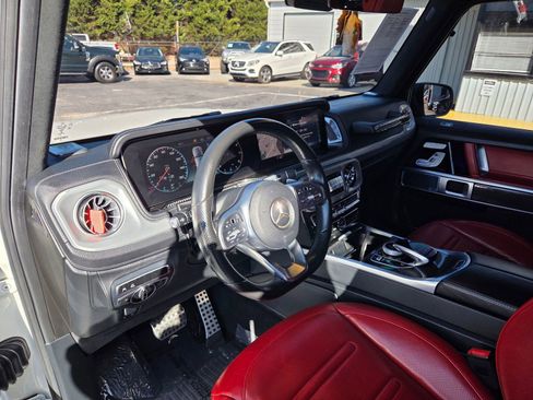 Used 2021 Mercedes-Benz G 550 w/ Exclusive Interior Package image 10