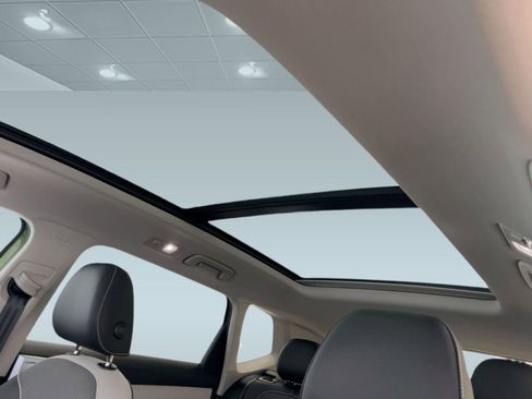 New 2026 Volkswagen Taos SE image 16