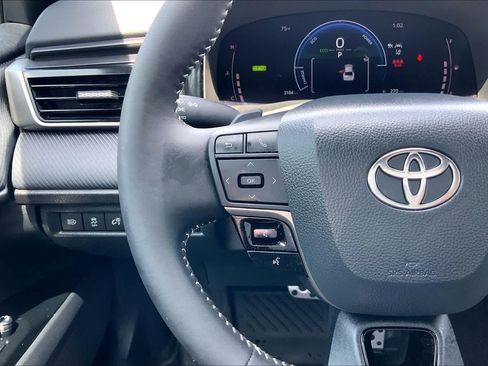 Used 2026 Toyota Camry SE w/ Multimedia Upgrade Package image 24