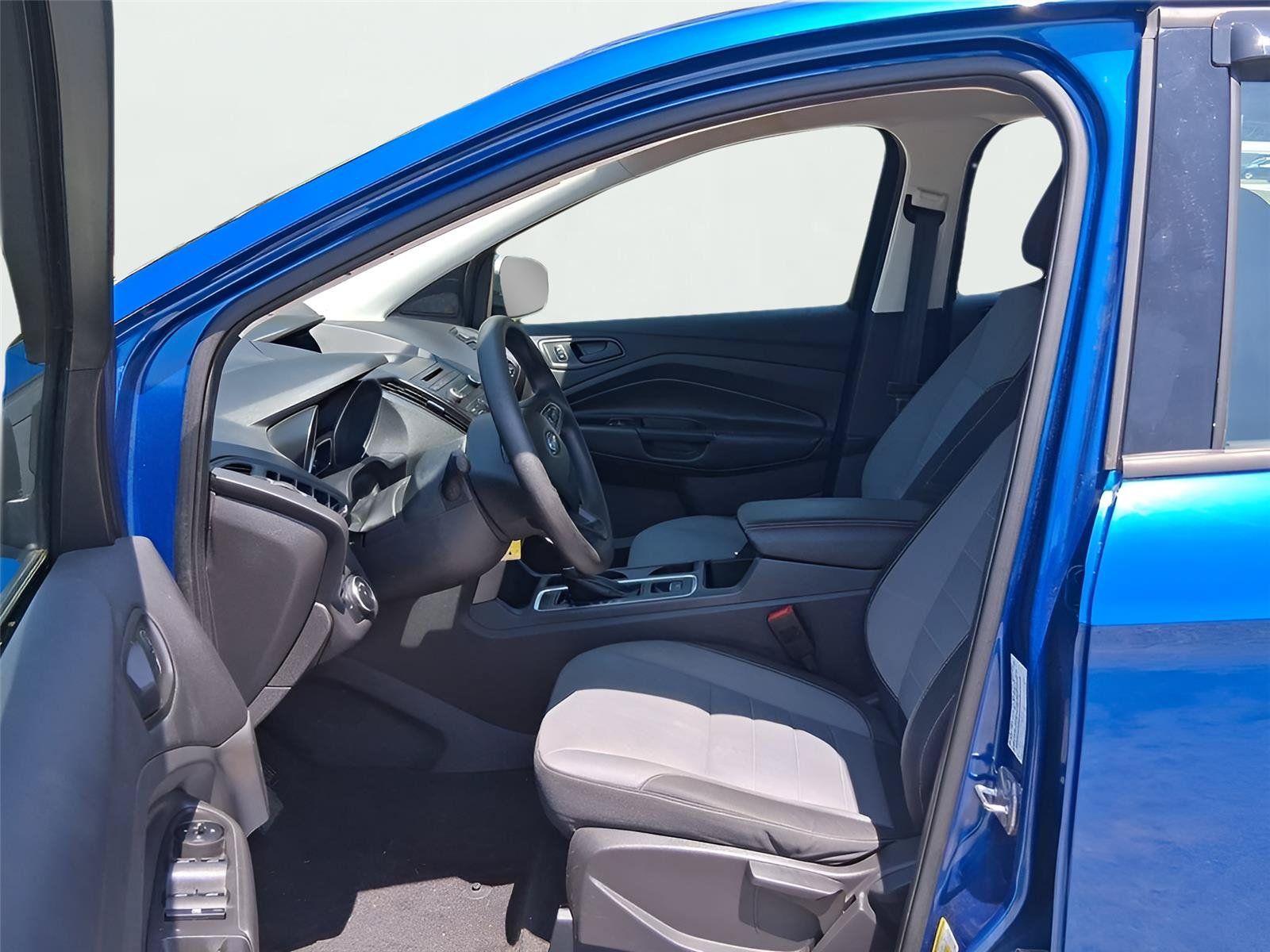 Used 2017 Ford Escape S FWD image 15