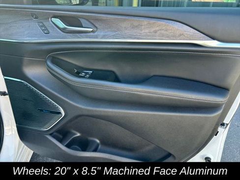Certified 2023 Jeep Grand Cherokee Overland w/ Luxury Tech Group IV AWD/4WD image 41