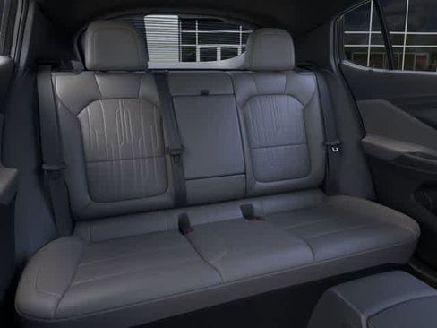 New 2026 Buick Envista Preferred FWD image 17