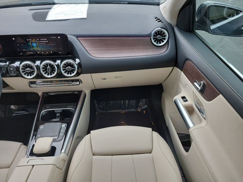 Used 2023 Mercedes-Benz GLA 250 image 16