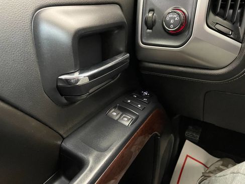 Used 2014 GMC Sierra 1500 SLE w/ SLE Preferred Package image 36