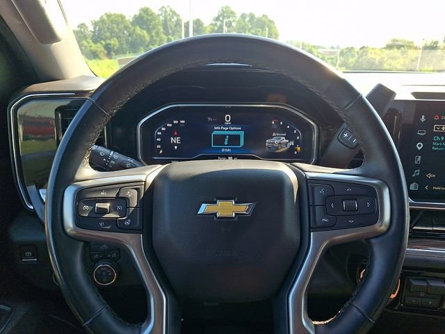 Used 2025 Chevrolet Silverado 2500 LT w/ Convenience Package AWD/4WD image 19