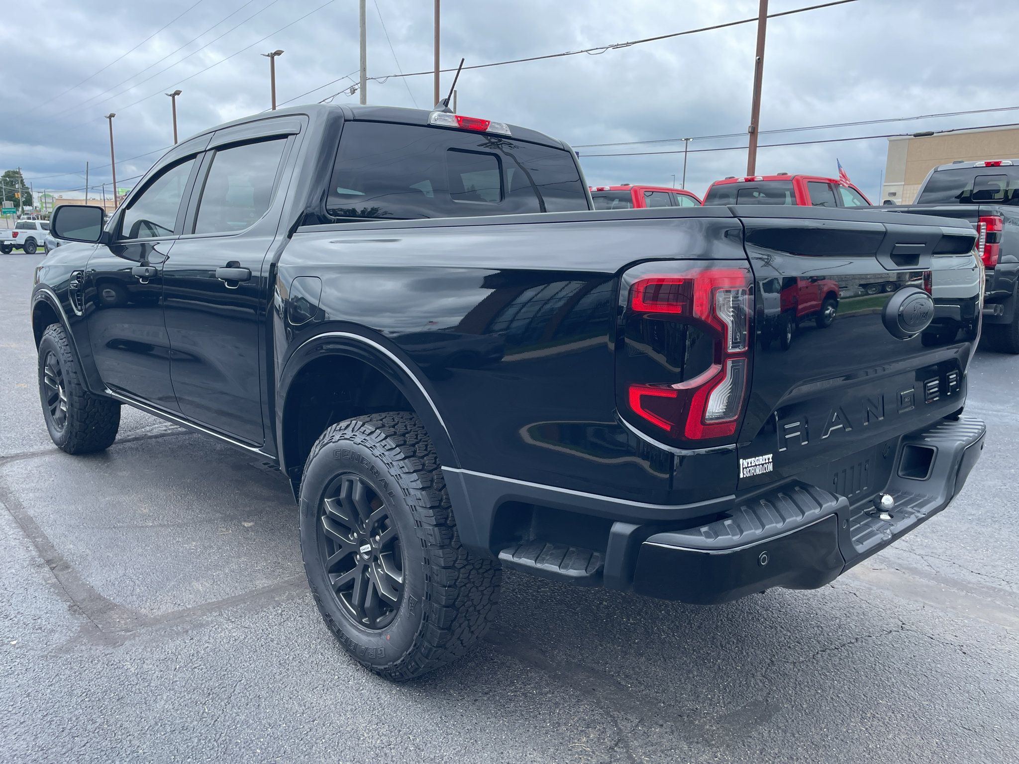 Used 2025 Ford Ranger XLT w/ Chrome Accent Package AWD/4WD image 6