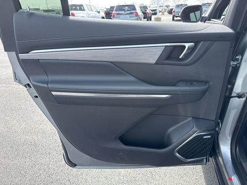 New 2026 Buick Enclave Preferred w/ Power Package AWD/4WD image 34