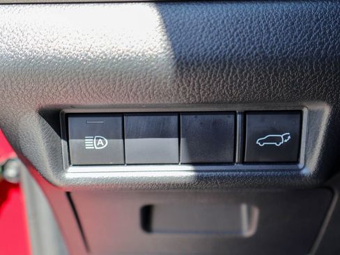 Used 2025 Toyota Grand Highlander AWD image 17