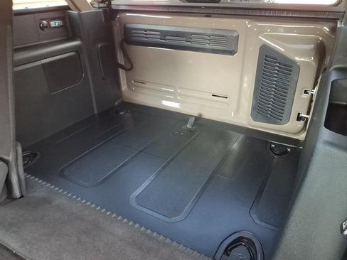 Certified 2025 Ford Bronco Badlands AWD/4WD image 14