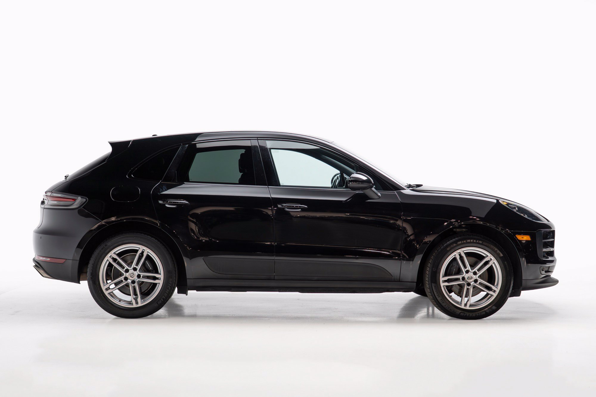 Used 2020 Porsche Macan AWD/4WD image 7