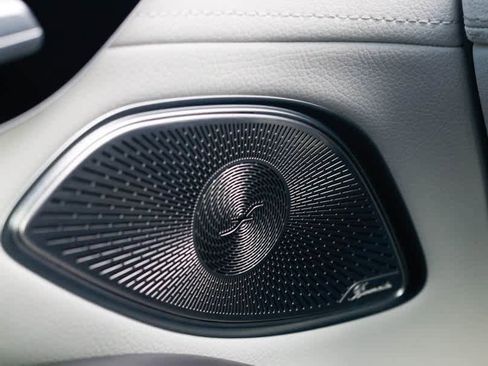 Certified 2023 Mercedes-Benz EQS 580 4MATIC SUV image 32