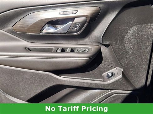 Used 2022 GMC Terrain SLT w/ Tech Package image 21