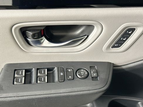 Used 2025 Honda Pilot EX-L image 15
