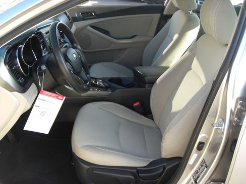 Used 2013 Kia Optima LX image 16