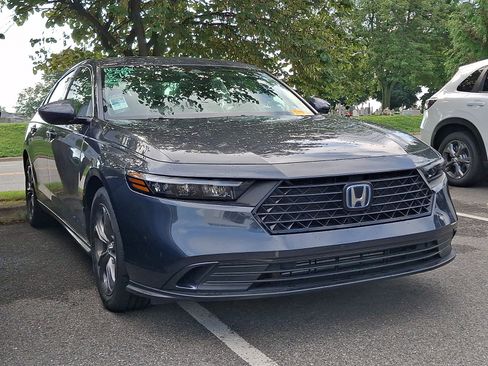 Used 2024 Honda Accord EX image 1