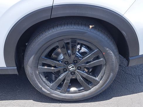 New 2026 Honda HR-V Sport image 5