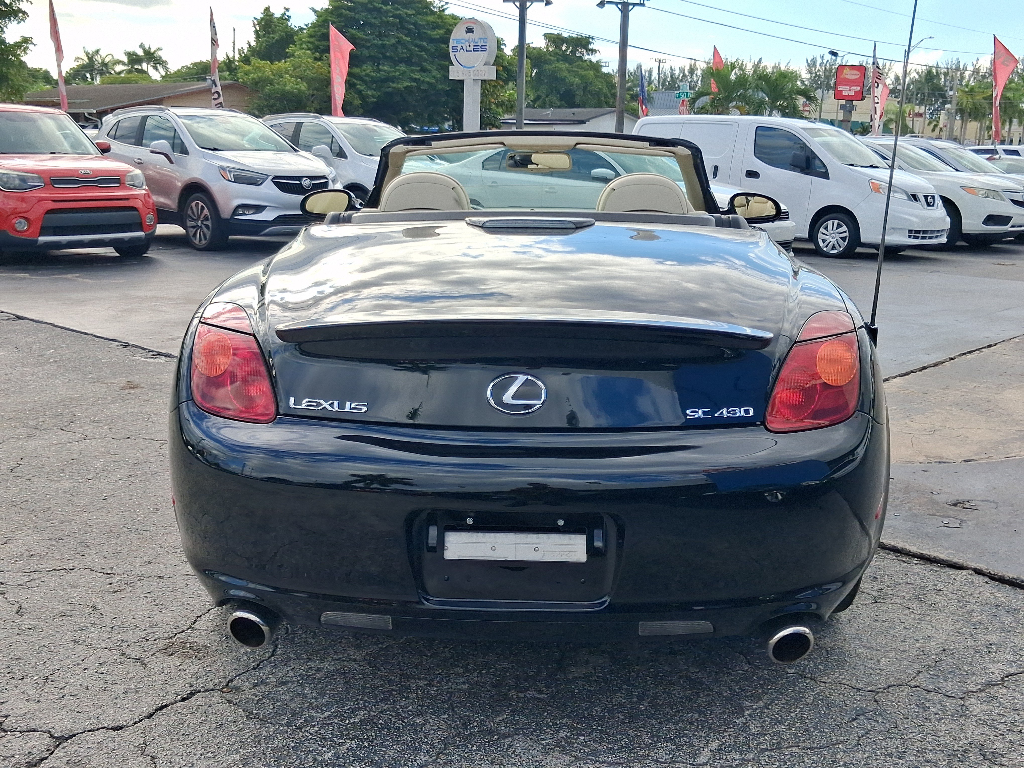 Used 2005 Lexus SC 430 Convertible RWD image 6