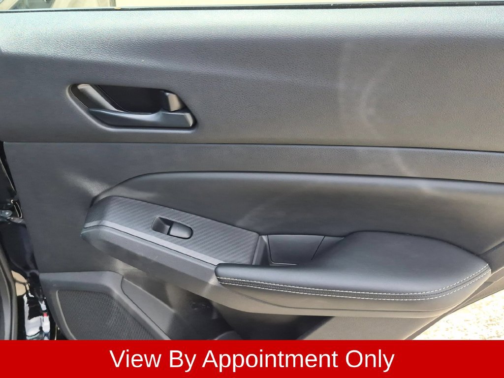 Used 2025 Nissan Altima 2.5 SV FWD image 29
