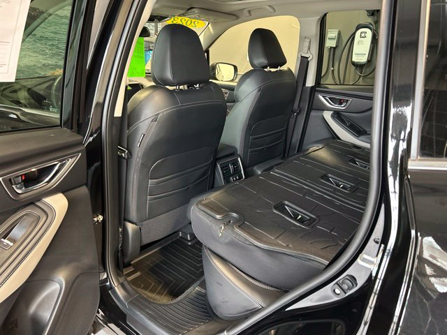 Used 2023 Subaru Forester Limited AWD/4WD image 29