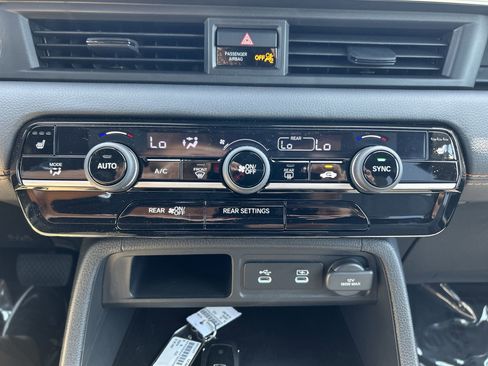 New 2026 Honda Pilot Sport image 16