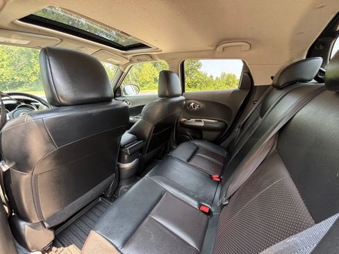Used 2013 Nissan Juke SL FWD image 12