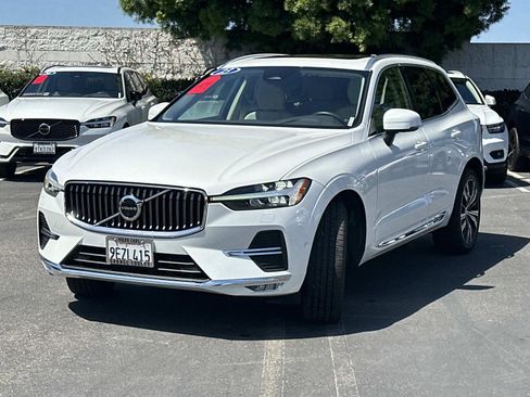 Certified 2023 Volvo XC60 B5 Plus AWD/4WD image 6