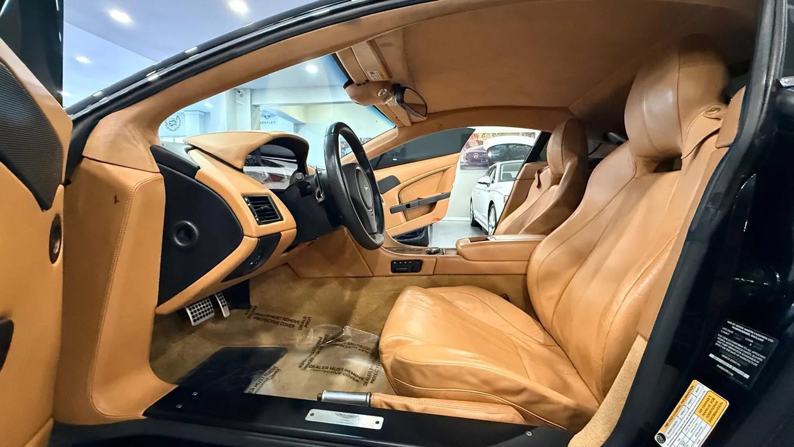Used 2012 Aston Martin V8 Vantage Coupe RWD image 9