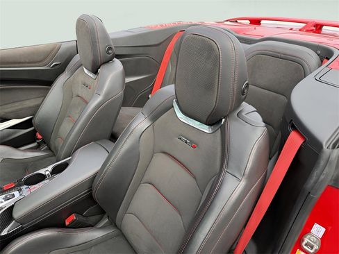 Used 2019 Chevrolet Camaro ZL1 w/ LPO, ZL1 Protection Package image 19