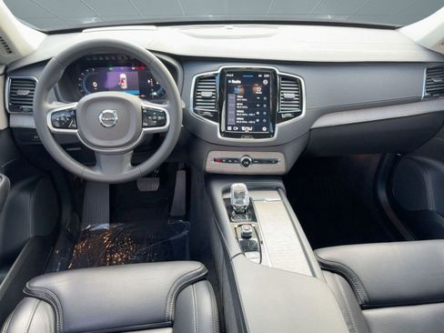 Certified 2023 Volvo XC90 B6 Ultimate w/ Protection Package Premier image 16