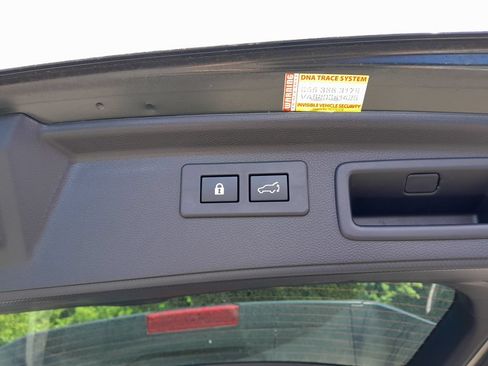 Used 2022 Subaru Forester Premium AWD/4WD image 34