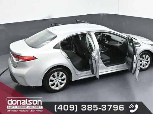 Used 2024 Toyota Corolla LE FWD image 25