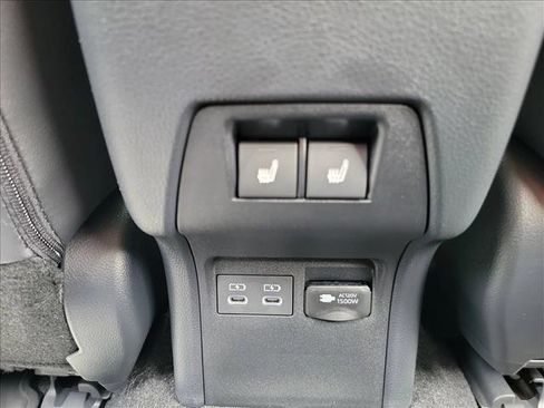 Used 2026 Toyota Prius Plug-In Hybrid w/ Limited Premium Package image 17