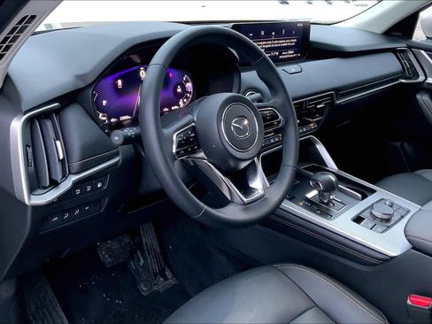 Used 2024 MAZDA CX-90 Plug-In Hybrid w/ Premium Pkg image 18