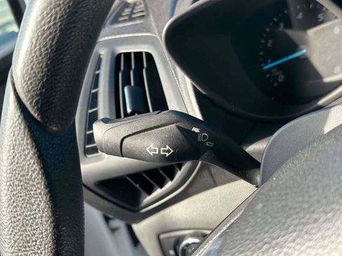 Used 2015 Ford Transit Connect XLT image 22