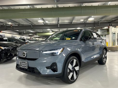 Certified 2023 Volvo C40 P8 Recharge Ultimate image 5