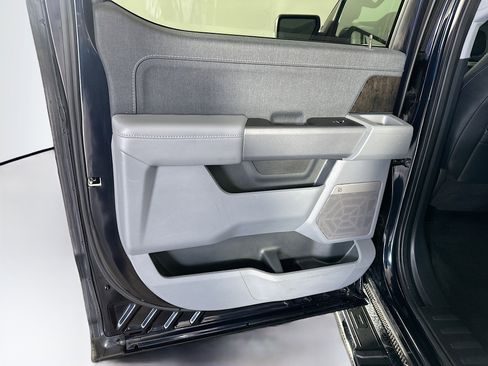 Used 2021 Ford F150 Lariat w/ Equipment Group 502A High image 27