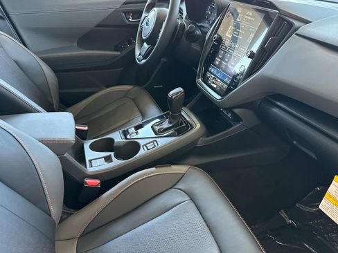 Certified 2025 Subaru Crosstrek 2.5i Limited AWD/4WD image 16