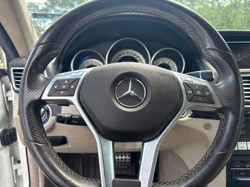Used 2014 Mercedes-Benz E 550 Cabriolet image 10