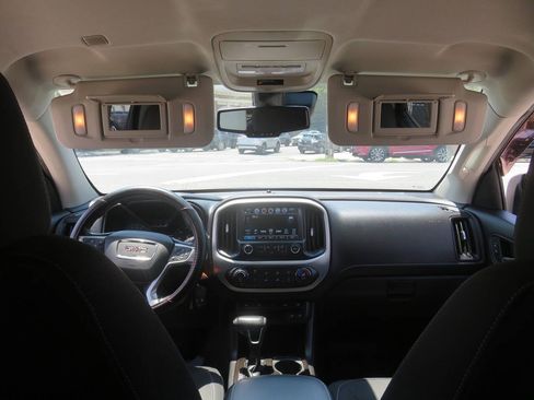 Used 2018 GMC Canyon SLE w/ Nightfall Edition AWD/4WD image 15