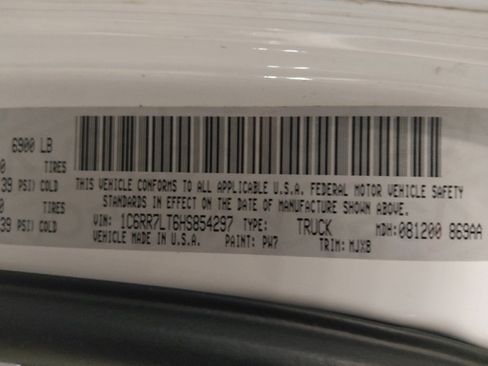 Used 2017 RAM 1500 Big Horn image 33