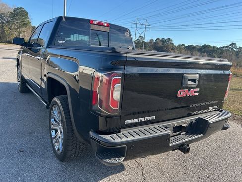 Used 2018 GMC Sierra 1500 Denali w/ Denali Ultimate Package image 8