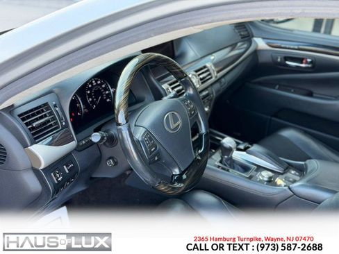 Used 2013 Lexus LS 460 AWD image 18