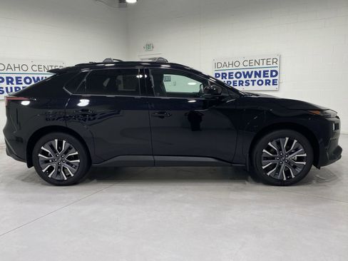 New 2026 Subaru Solterra AWD/4WD image 9