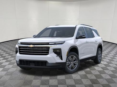 New 2026 Chevrolet Traverse LT w/ Driver Confidence Package image 6