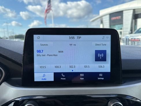 Used 2022 Ford Escape SE image 15