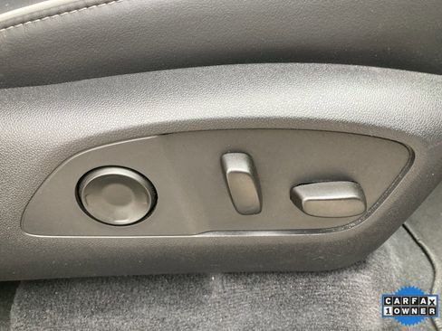 Used 2025 Buick Enclave Preferred image 34