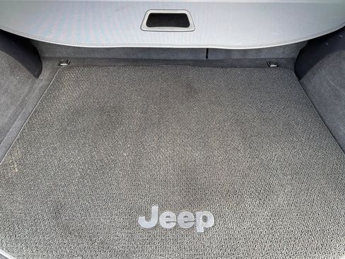 Used 2017 Jeep Grand Cherokee Summit image 19